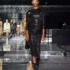 Maatskappy 21 beeld BURBERRY Women's Clothing Store in Johannesburg GP