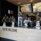Maatskappy 8 beeld DEBONAIRS PIZZA Weekday special in Fourways GP