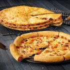 Maatskappy 7 beeld DEBONAIRS PIZZA Weekday special in Macassar ZAF