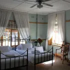 Business 3 image MOUNTAIN MANOR GUEST HOUSE Self Catering Apartments in Cape Town WC