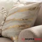 Maatskappy 7 beeld MR PRICE Fashion in Cape Town WC