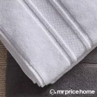 Maatskappy 8 beeld MR PRICE Fashion in Cape Town WC