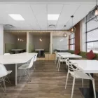 Maatskappy 5 beeld REGUS - CAPE TOWN, BLACK RIVER PARK Virtual Office Rental in Cape Town WC