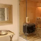 Maatskappy 6 beeld SKIN RENEWAL (FOURWAYS) www Skinonline.Co.Za in Four Ways GP