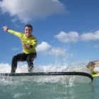 Maatskappy 6 beeld STOKED SCHOOL OF SURF Surfing Lessons in Cape Town WC