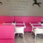 Maatskappy 4 beeld UPHOLSTERY WORX Re-upholstery in Port Elizabeth EC