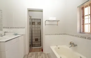 Maatskappy 4 beeld 33 ON FIRST Lodges in Johannesburg GP