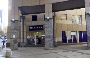 Maatskappy 1 beeld CLICKS BRAAMFONTEIN Retail in Johannesburg GP