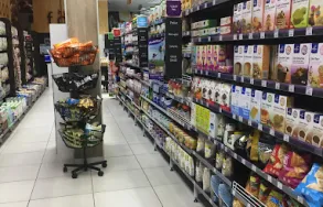 Maatskappy 6 beeld DIS-CHEM PHARMACY MELVILLE - CAMPUS SQUARE Toiletries in Johannesburg GP