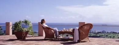 Business 2 image BLUEGUM HILL GUESTHOUSE Warm in Cape Town WC