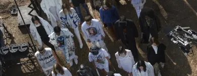 Maatskappy 3 beeld BURBERRY Women's Clothing Store in Cape Town WC