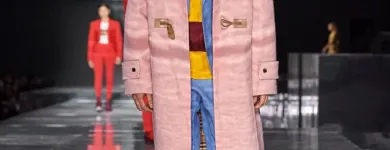 Maatskappy 10 beeld BURBERRY Women's Clothing Store in Cape Town WC