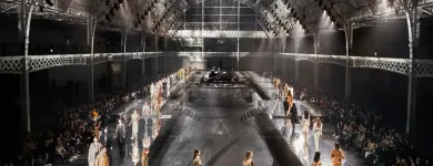 Maatskappy 23 beeld BURBERRY Women's Clothing Store in Cape Town WC