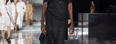 Maatskappy 29 beeld BURBERRY Women's Clothing Store in Cape Town WC