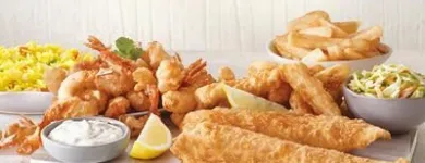 Maatskappy 2 beeld FISHAWAYS Takeout Restaurant in Claremont WC